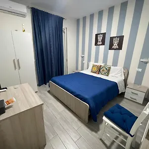  Pensión Le Del Villaggio
